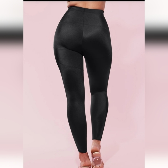 Fabletics Black High-Waisted Leggings - Picture 2 of 4